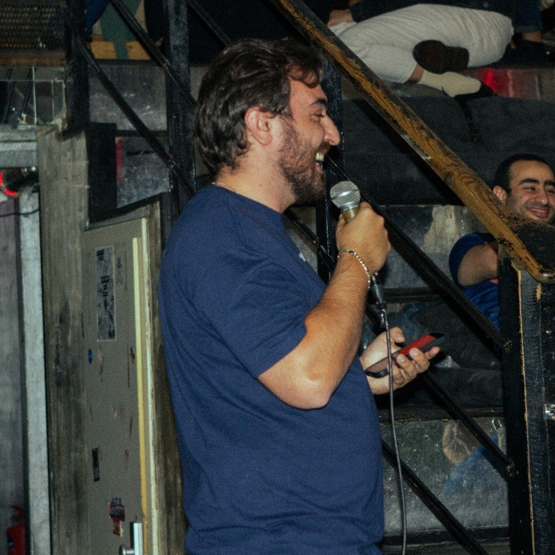 Aviel Ilan speaking at a Data Leader event